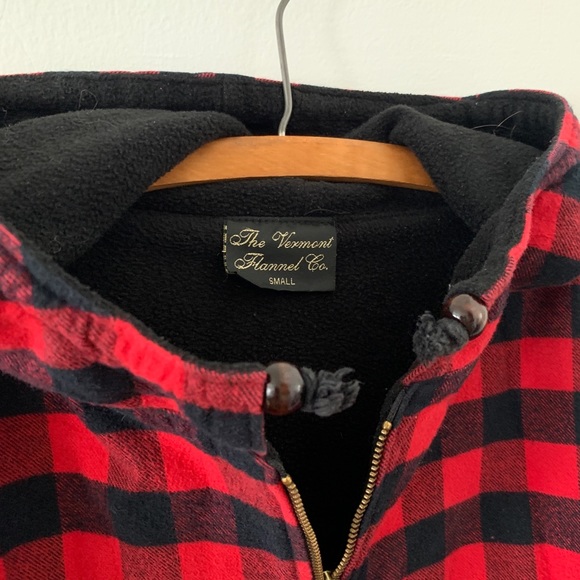 Cozy Vermont Flannel fleece lined zip up hoodie - Picture 2 of 6